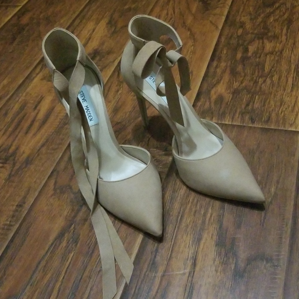Steve Madden Heart Stiletto Pumps